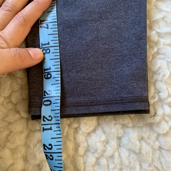 LULULEMON grey leggings - Picture 5 of 6